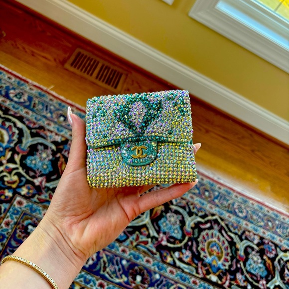 Strassed Chanel wallet - Picture 1 of 3